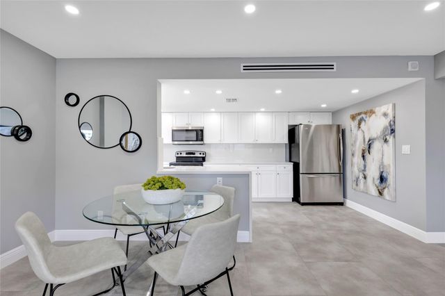 2900 NE 30th Street 7H, Fort Lauderdale, FL 33306