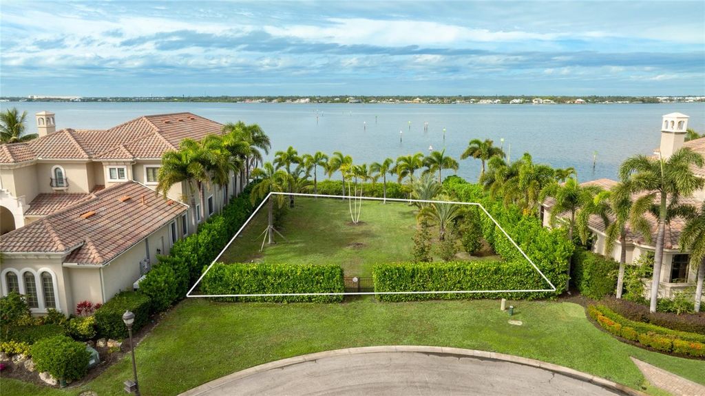 4223 HAWK ISLAND DRIVE, BRADENTON, FL 34208 — photo 2