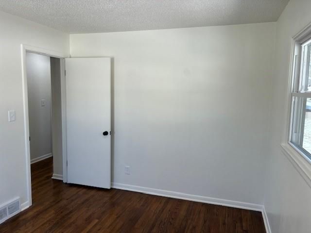 7317 Hedges Avenue, Raytown, MO 64133