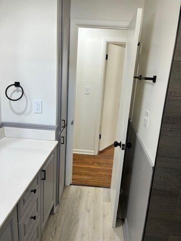 7317 Hedges Avenue, Raytown, MO 64133