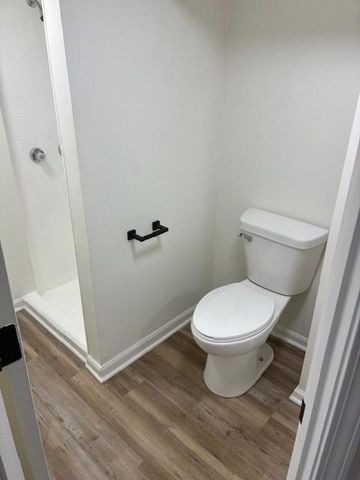 7317 Hedges Avenue, Raytown, MO 64133