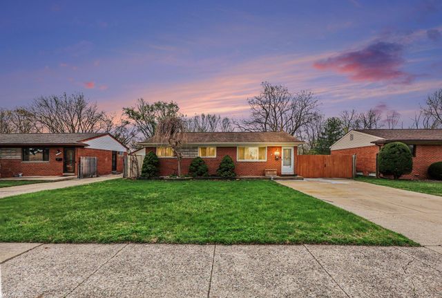 11160 Lesure Drive, Sterling Heights, MI 48312