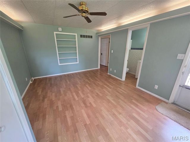 672 Jefferson Street, Ste Genevieve, MO 63670