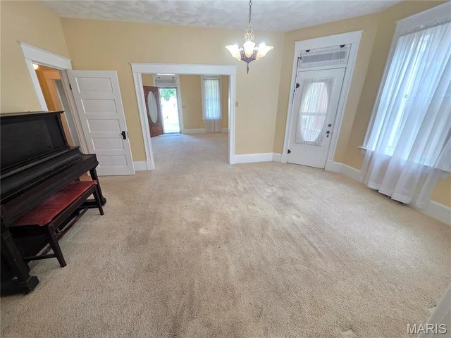 672 Jefferson Street, Ste Genevieve, MO 63670