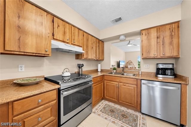 25484 Cockleshell DR 902, Bonita Springs, FL 34135