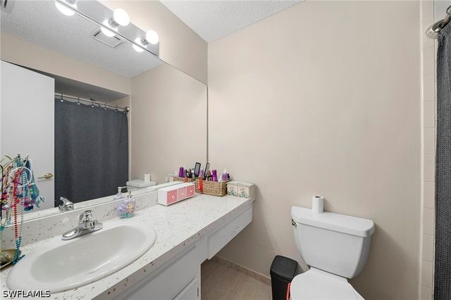 25484 Cockleshell DR 902, Bonita Springs, FL 34135
