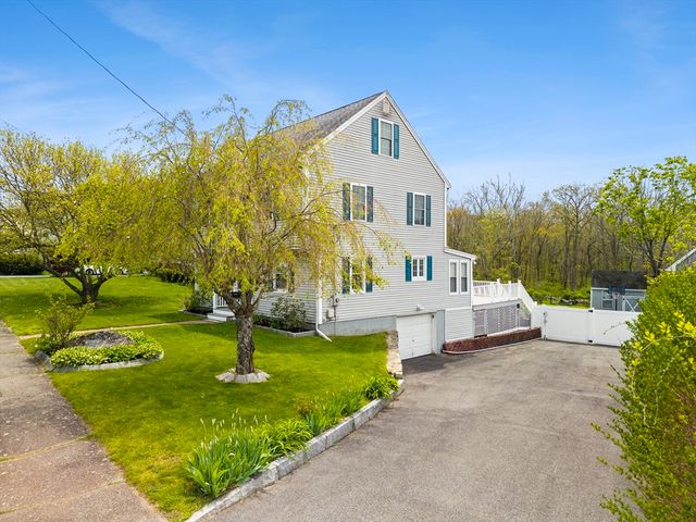 64 Railroad Avenue, Taunton, MA 02780