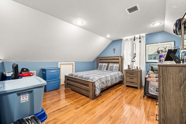 64 Railroad Avenue, Taunton, MA 02780