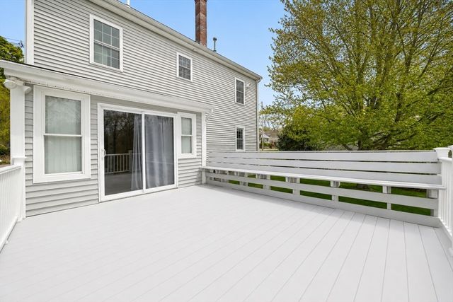 64 Railroad Avenue, Taunton, MA 02780
