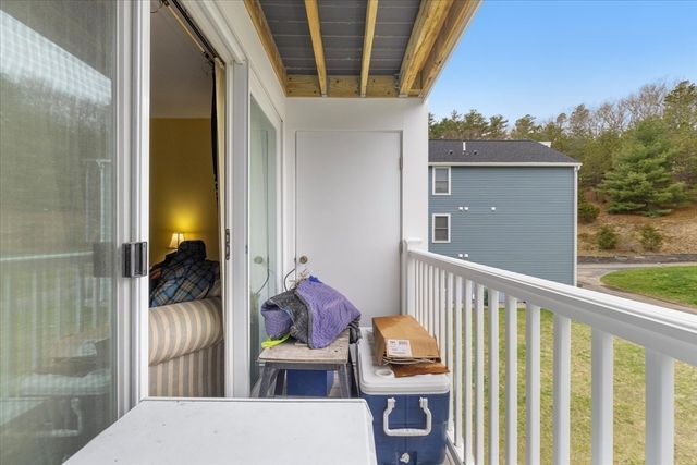 2 Marc Dr 2B7, Plymouth, MA 02360
