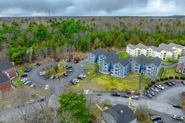 2 Marc Dr 2B7, Plymouth, MA 02360