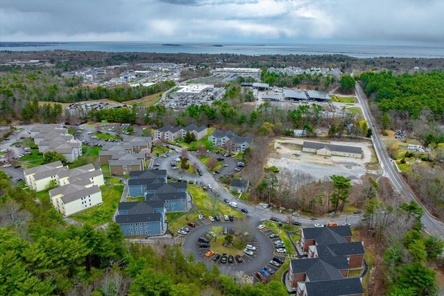 2 Marc Dr 2B7, Plymouth, MA 02360
