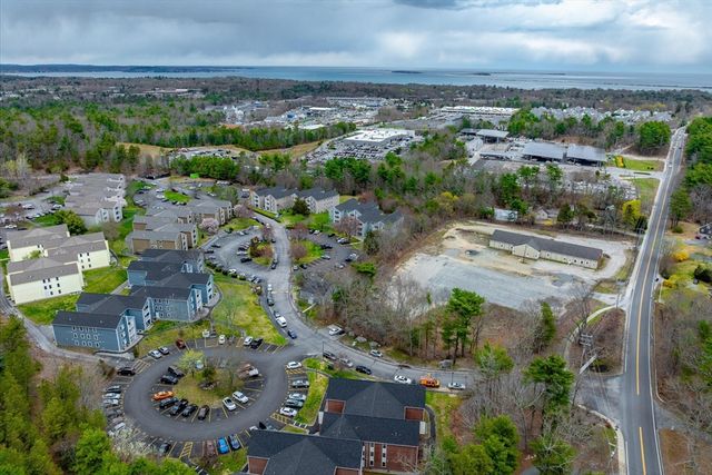 2 Marc Dr 2B7, Plymouth, MA 02360