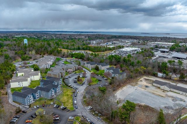 2 Marc Dr 2B7, Plymouth, MA 02360