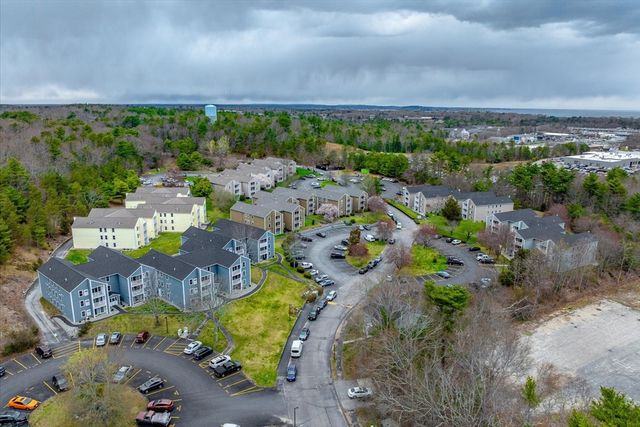 2 Marc Dr 2B7, Plymouth, MA 02360