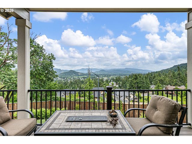 962 S 66TH Pl, Springfield, OR 97478