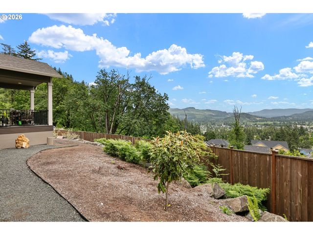 962 S 66TH Pl, Springfield, OR 97478