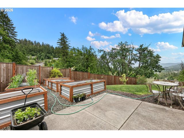 962 S 66TH Pl, Springfield, OR 97478