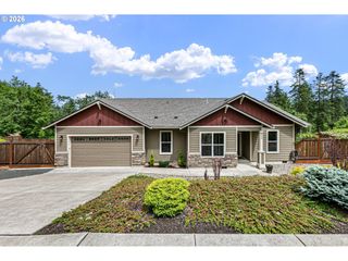 962 S 66TH Pl, Springfield, OR 97478