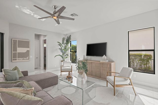 7015 NW 27th Avenue, Boca Raton, FL 33496