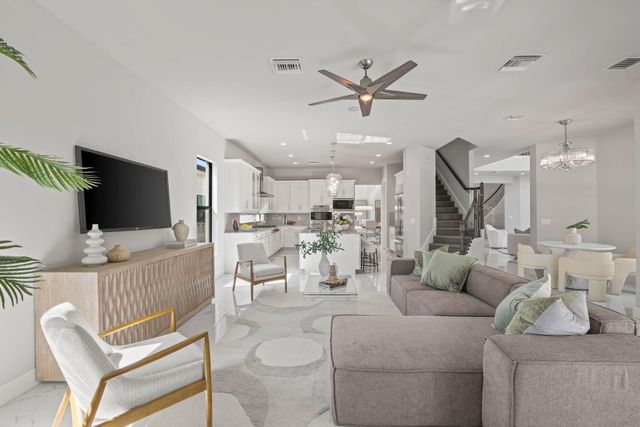 7015 NW 27th Avenue, Boca Raton, FL 33496