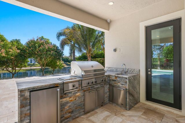 7015 NW 27th Avenue, Boca Raton, FL 33496