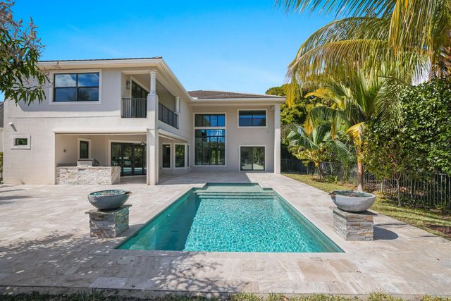 7015 NW 27th Avenue, Boca Raton, FL 33496