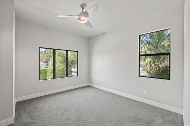 7015 NW 27th Avenue, Boca Raton, FL 33496