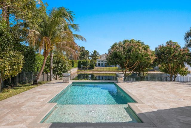 7015 NW 27th Avenue, Boca Raton, FL 33496