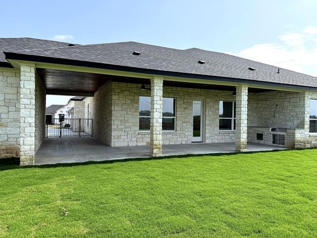 1614 Hunt DR, Salado, TX 76571