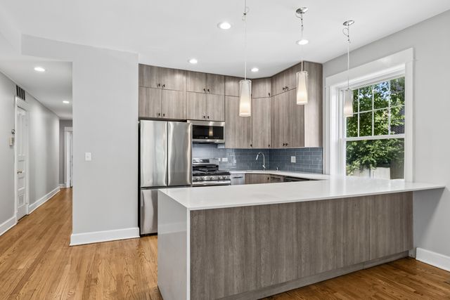 3801 N WILTON Avenue 1, Chicago, IL 60613