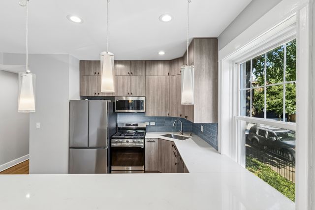 3801 N WILTON Avenue 1, Chicago, IL 60613