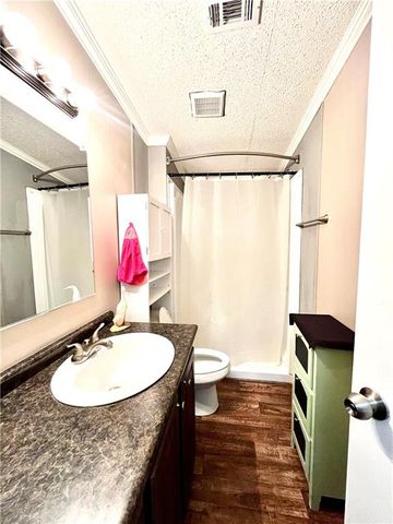 1090 River Woods Drive, Madison, GA 30650
