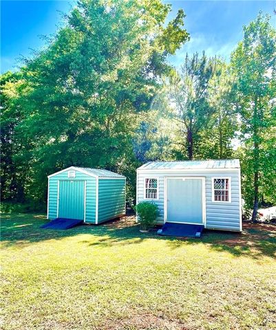 1090 River Woods Drive, Madison, GA 30650