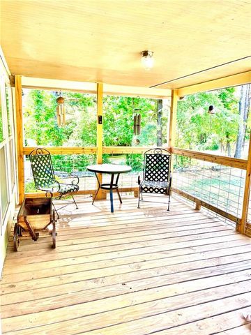1090 River Woods Drive, Madison, GA 30650
