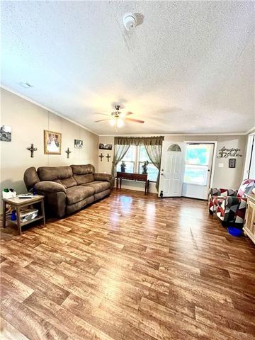 1090 River Woods Drive, Madison, GA 30650