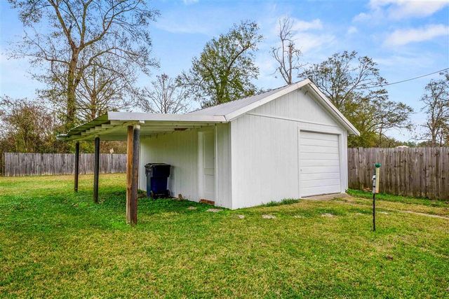 306 Coffee Street, Dequincy, LA 70633