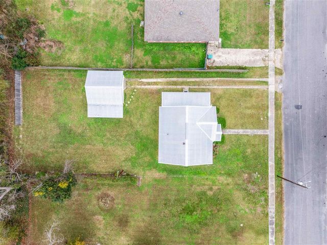 306 Coffee Street, Dequincy, LA 70633