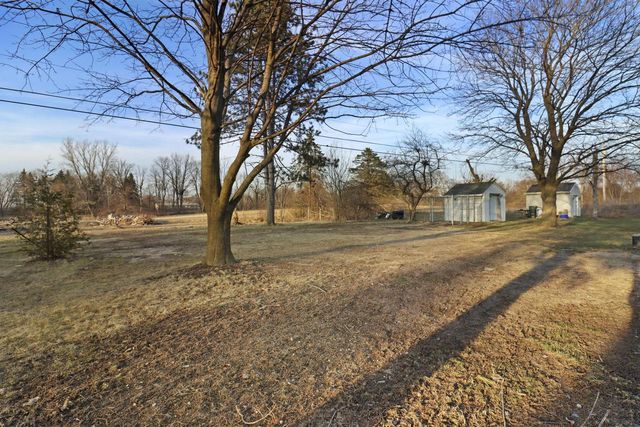 5530 Old Oak LANE, Racine, WI 53402