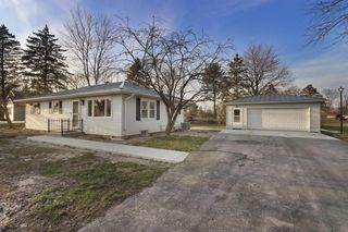 5530 Old Oak LANE, Racine, WI 53402