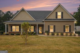 239 Dixon Circle, Williamson, GA 30292