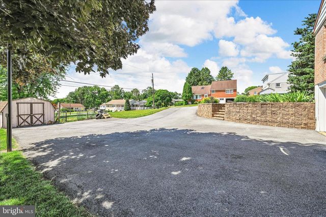3523 LANTANA AVE, Reading, PA 19605