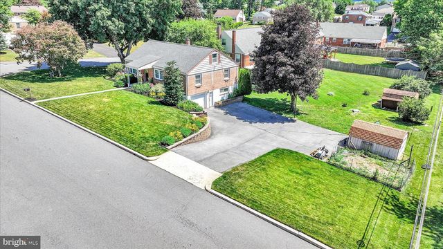 3523 LANTANA AVE, Reading, PA 19605