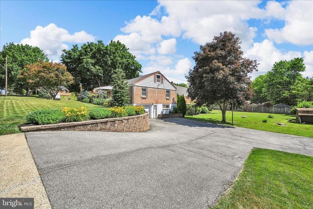 3523 LANTANA AVE, Reading, PA 19605