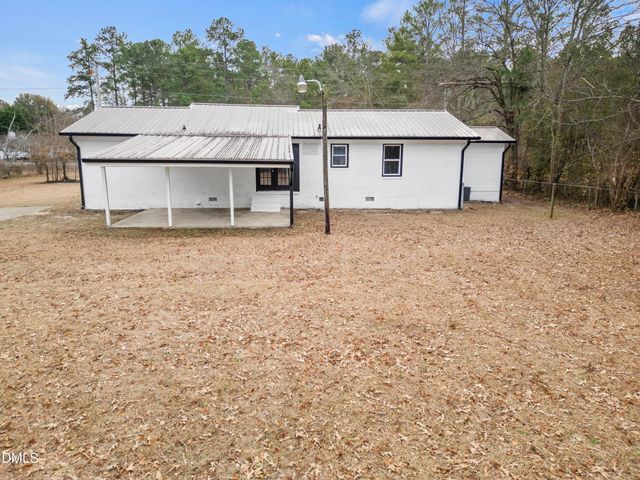 6010 Muscat Road, Hope Mills, NC 28348