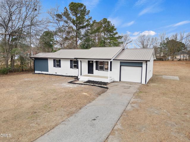 6010 Muscat Road, Hope Mills, NC 28348