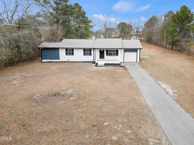 6010 Muscat Road, Hope Mills, NC 28348