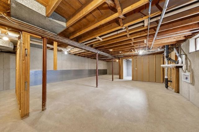27 John Adams Drive, Norwell, MA 02061