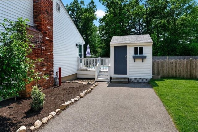27 John Adams Drive, Norwell, MA 02061