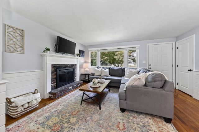 27 John Adams Drive, Norwell, MA 02061